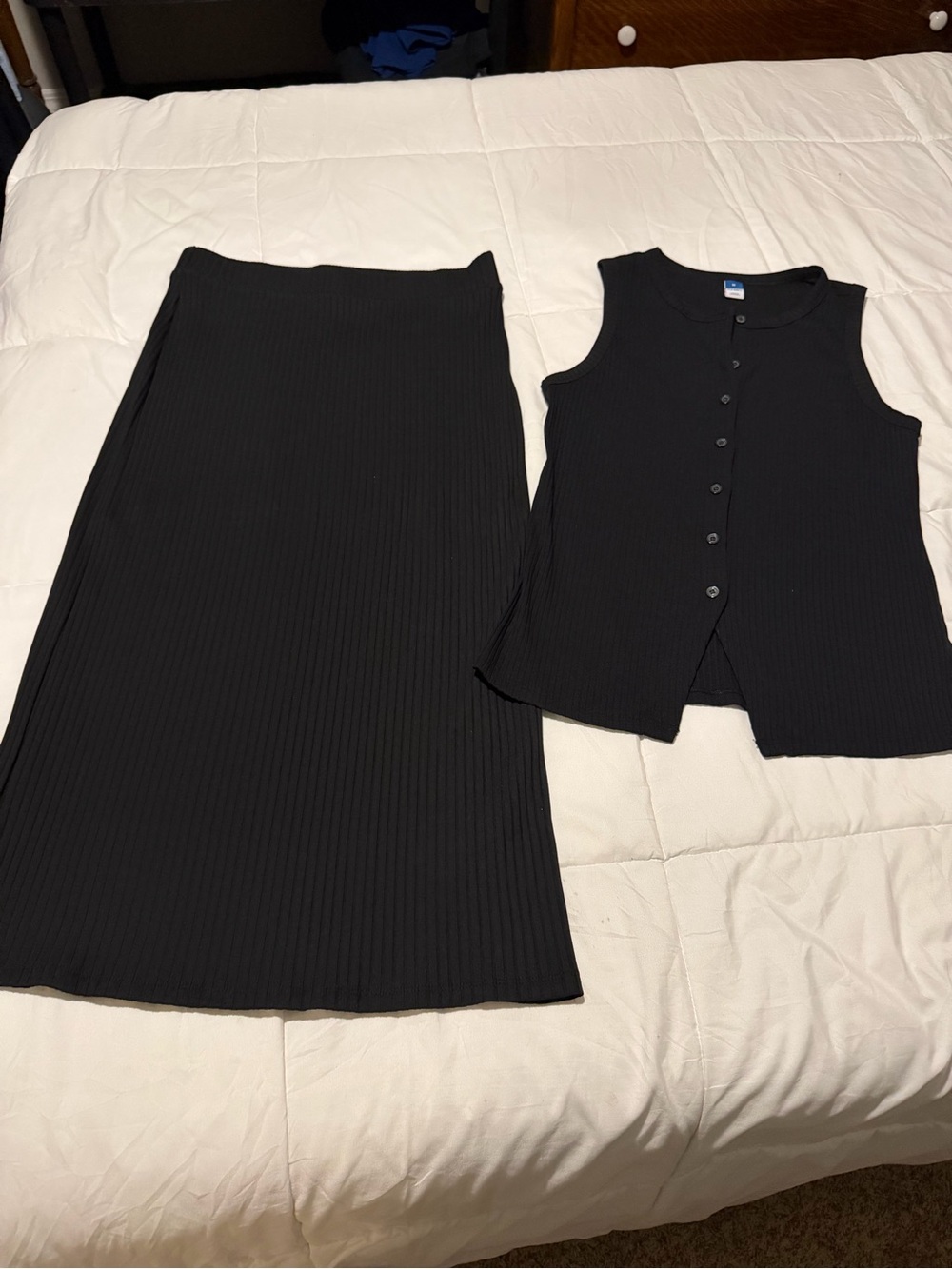 Old Navy Black Ribbed Maxi Skirt and top